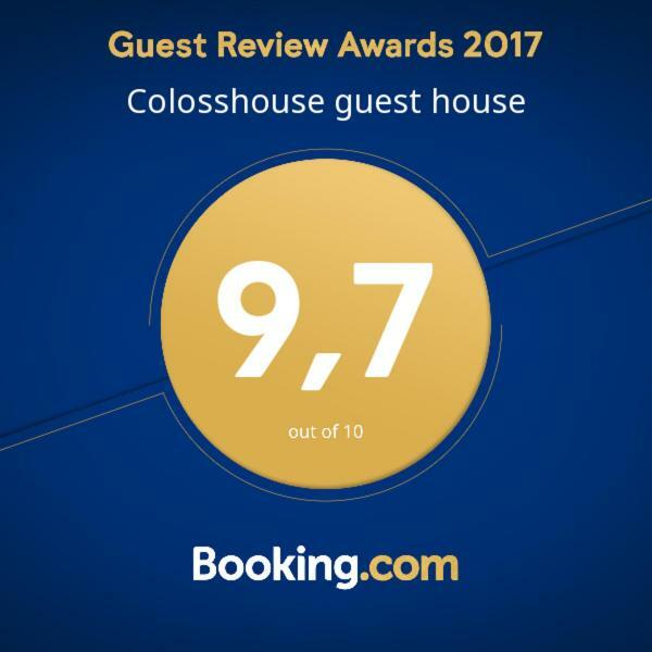 Colosshouse Guest House Рим Екстериор снимка